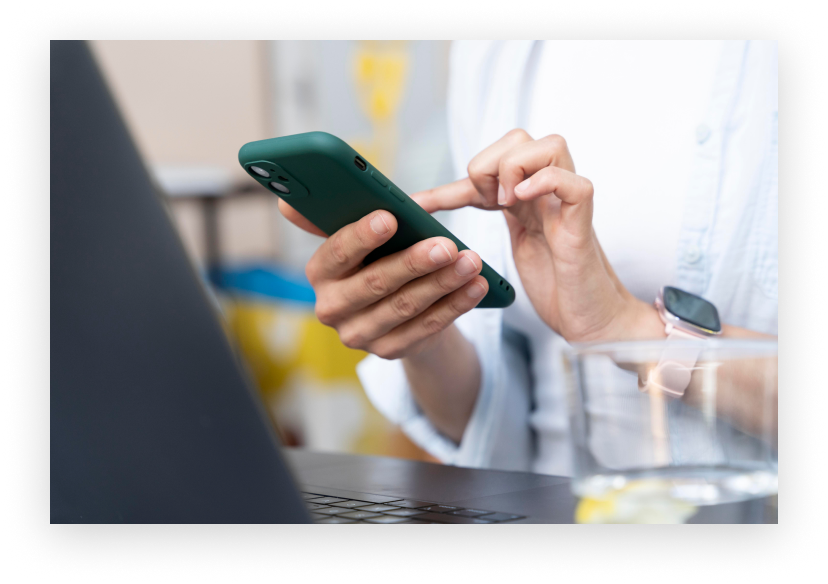 Equipe de atendimento da Elywag pronta para contato